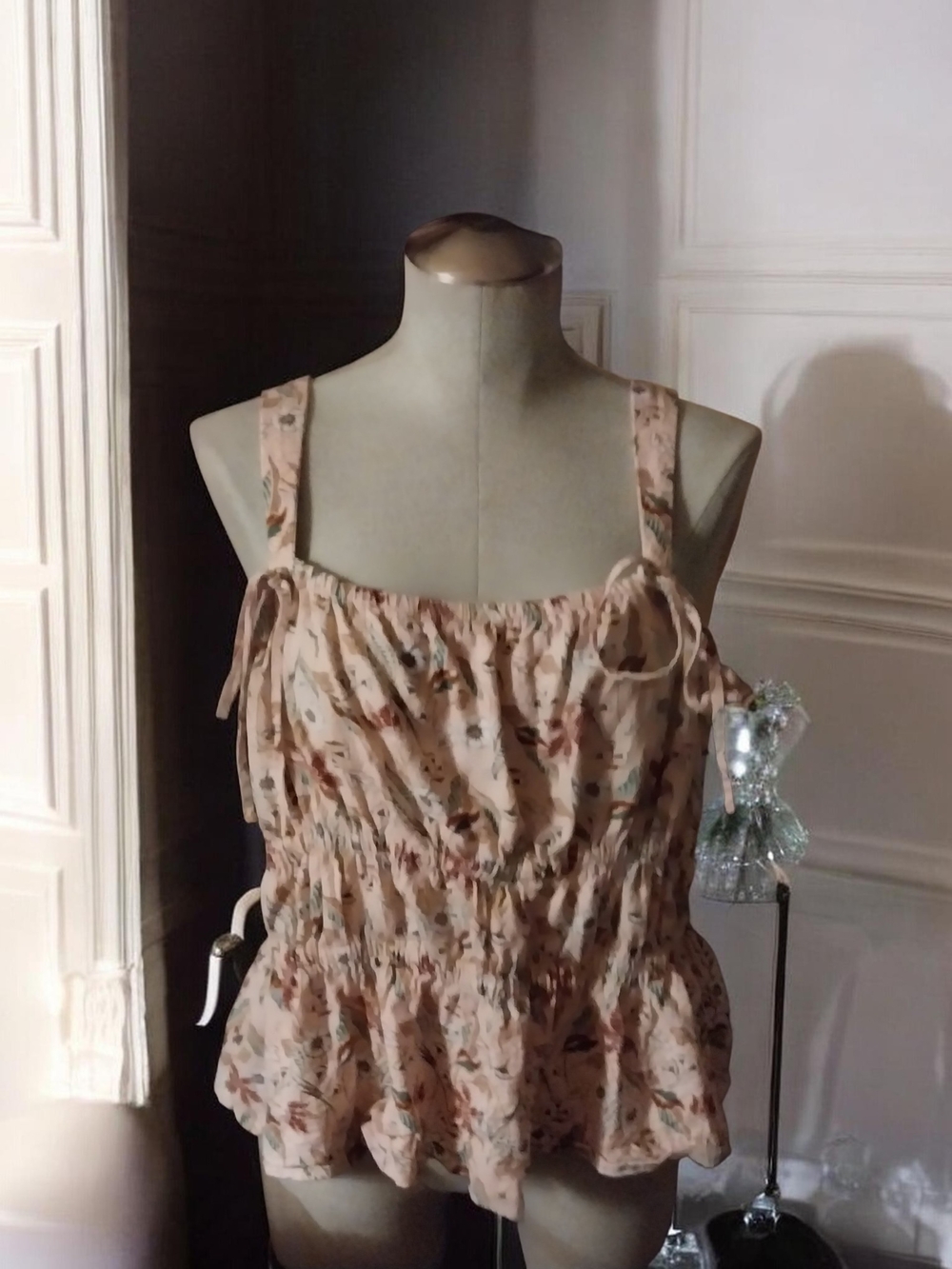 Universal Thread Floral-Print Women's Top